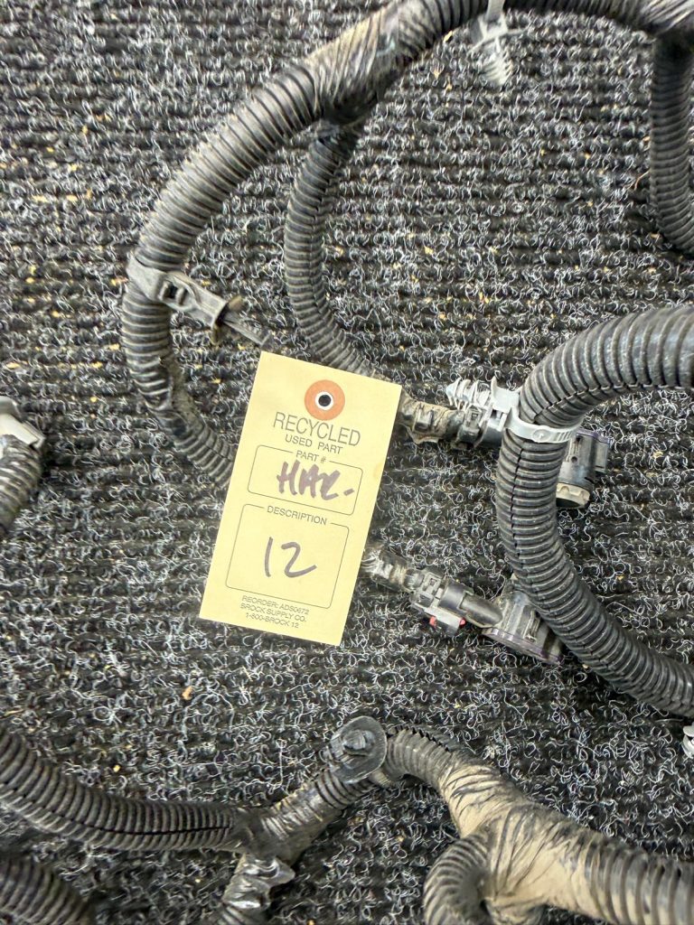 2020-2023 Chevrolet GMC Silverado 2500HD 3500HD Sierra 2500HD 3500HD Wiring Harness 84566047 Used