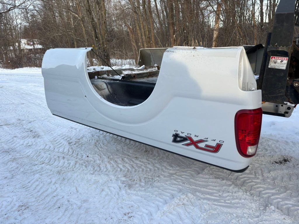 2011-2016 Ford Superduty 8ft truck bed
