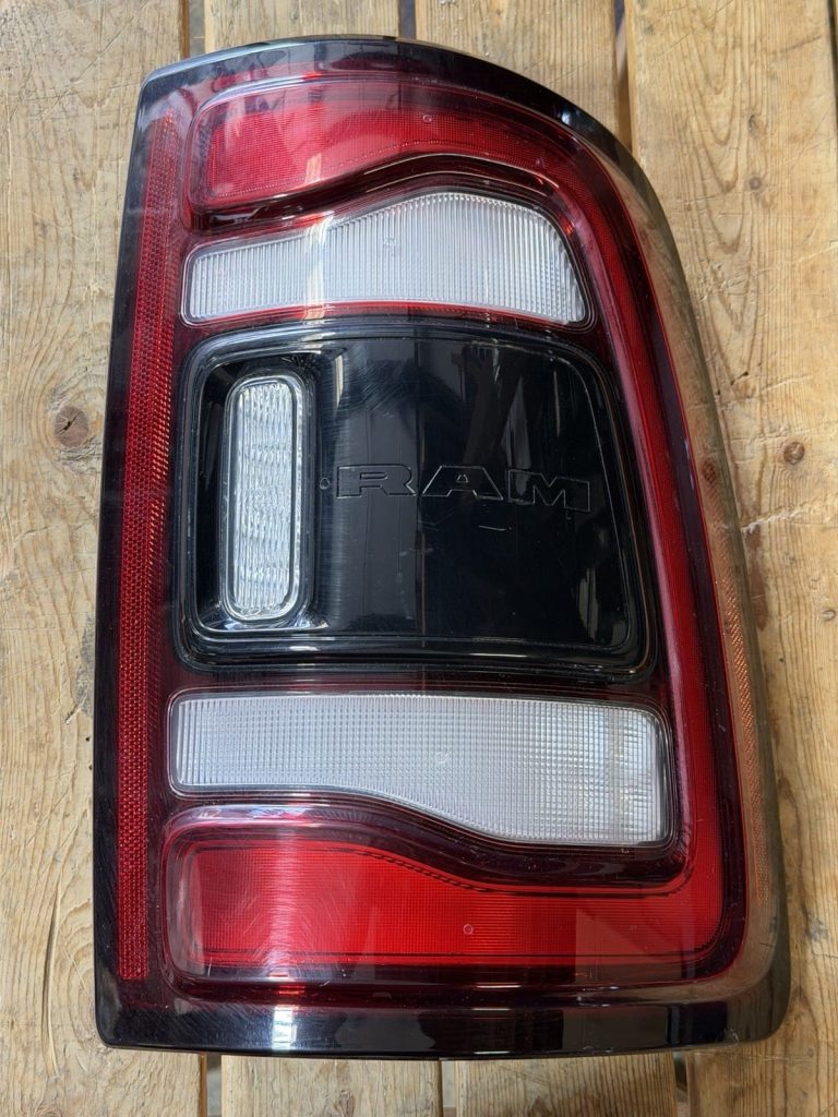 2019-2024 Ram 2500 3500 Tail Light RH Passenger Side Black LED BLIS OEM Take-Off