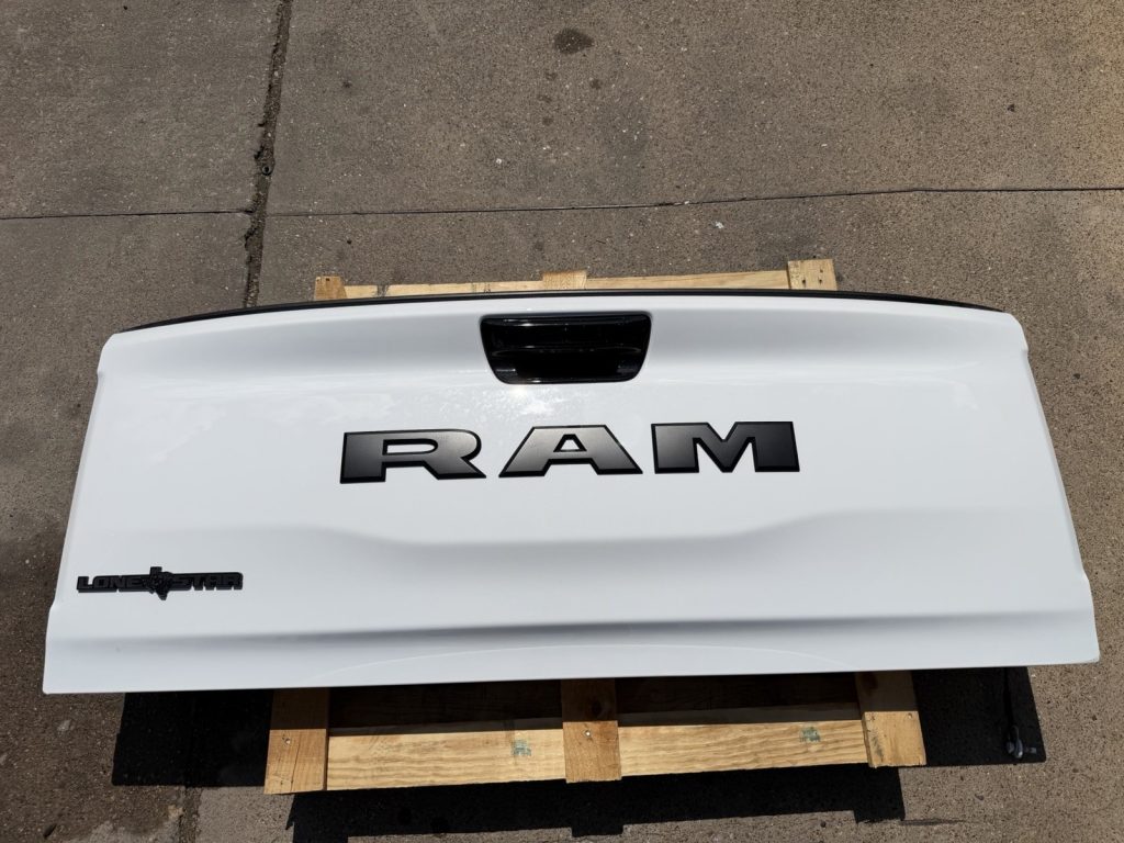 2019-2026 Ram 1500 Tailgate Bright White No Tailgate Step OEM Take-Off