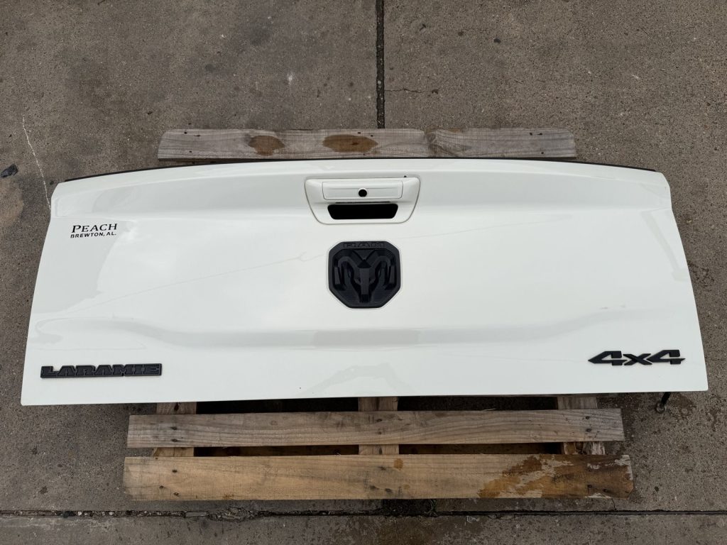 2019-2026 Ram 2500 3500 Tailgate Pearl White Laramie OEM Take-Off