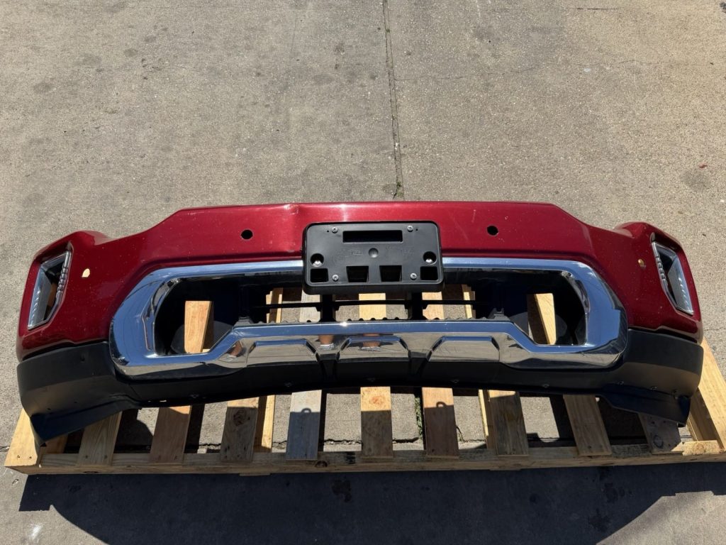 2020-2023 GMC Sierra 2500HD 3500HD Front Bumper Red With Sensor Holes OEM Take-Off (Stock FB-176)