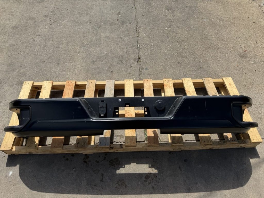 2020-2025 Chevrolet Silverado 2500HD 3500HD Rear Bumper Primed No Sensor Holes OEM Take-Off (Stock RB-104)