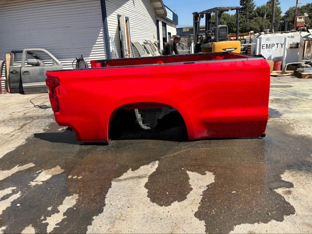 2020-2026 Chevrolet Silverado 1500 Pickup Bed Red Used