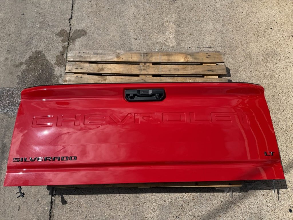 2020-2026 Chevrolet Silverado 2500HD 3500HD Tailgate Red Hot No Tailgate Step OEM Take-Off (Stock TG-049)