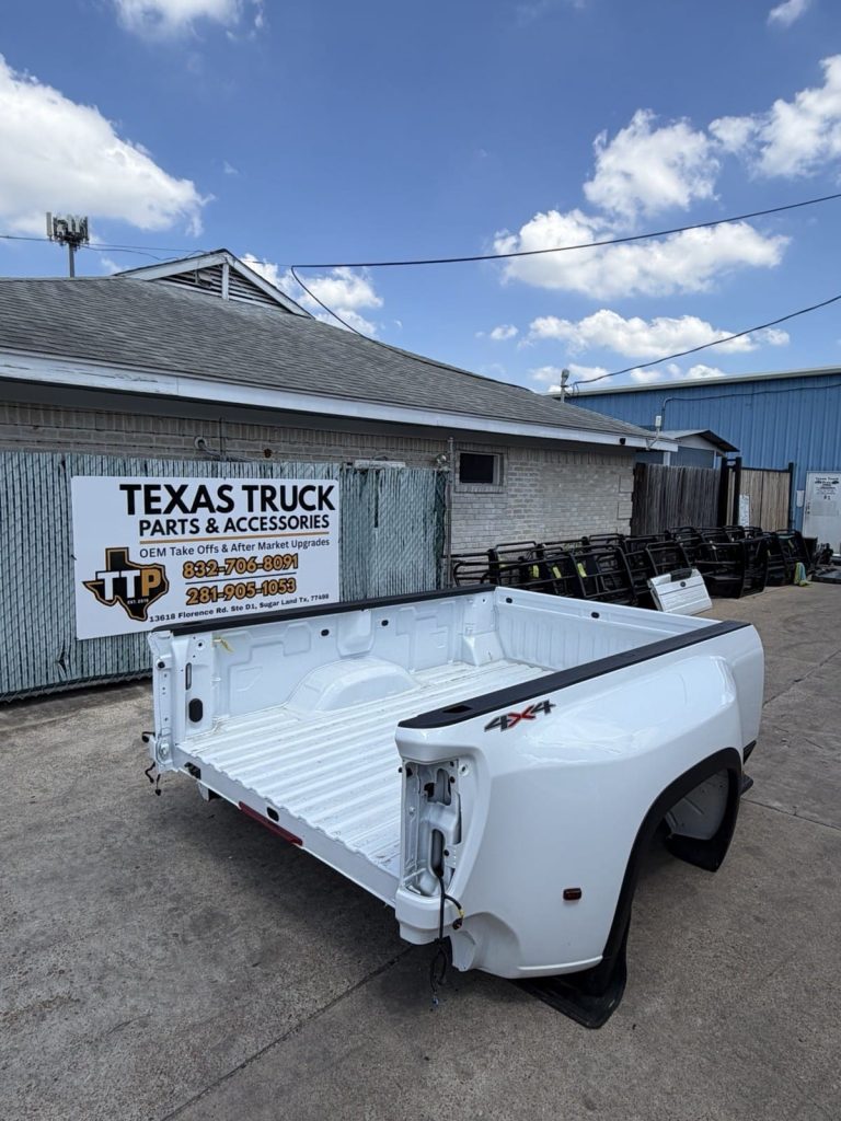 2020-2026 Chevrolet Silverado 3500HD Pickup Bed Summit White DRW 8 ft Long Bed OEM Take-Off (Stock PB-092)