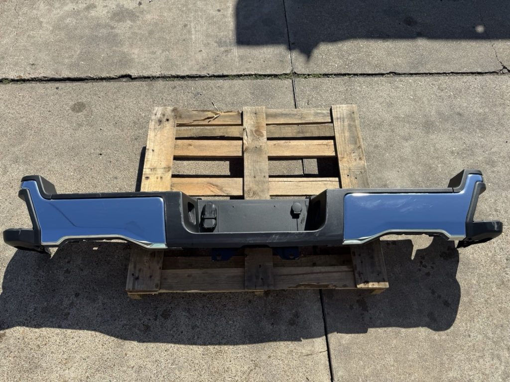 2023-2026 Ford F-250 F-350 F-450 Super Duty Rear Bumper Chrome No Sensor Holes OEM Take-Off