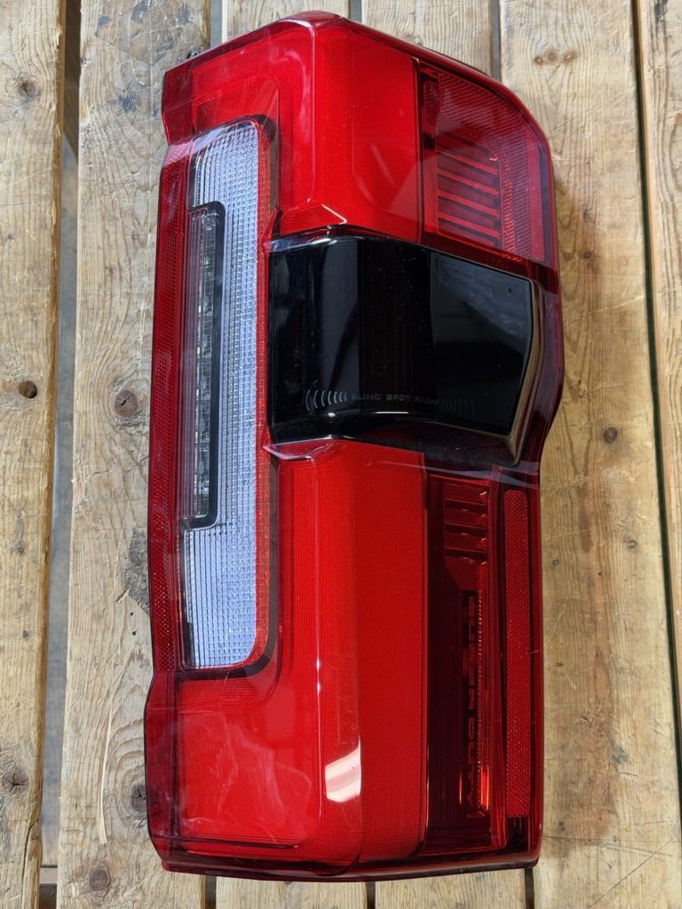 2023-2026 Ford F-250 F-350 F-450 Super Duty Tail Light RH Passenger Side LED BLIS OEM Take-Off