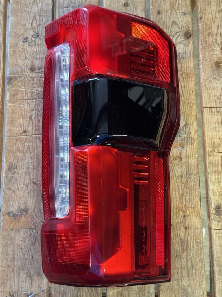 2023-2026 Ford F-250 F-350 F-450 Super Duty Tail Light RH Passenger Side Halogen BLIS OEM Take-Off