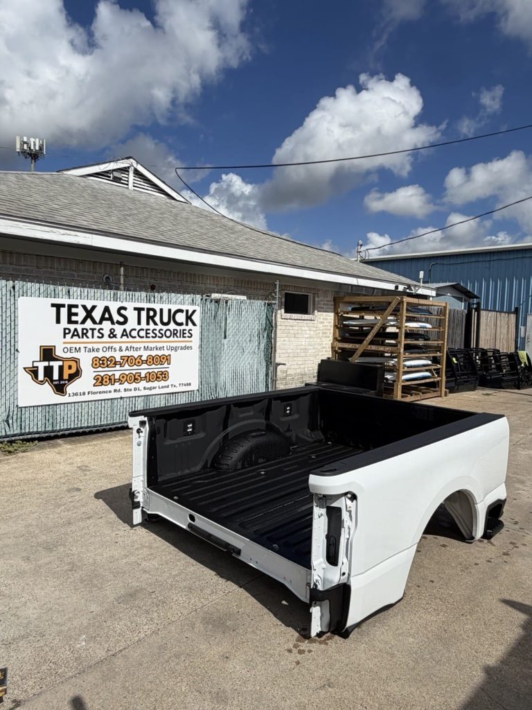 2023-2026 Ford F-250 F-350 Super Duty Pickup Bed Oxford White SRW 6.75 ft Short Bed OEM Take-Off (Stock PB-080)