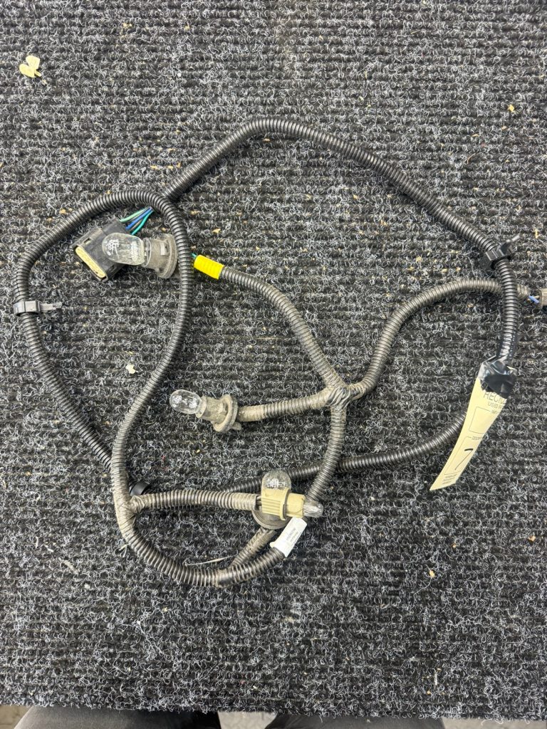 25 Silverado 2500 HD Tail Lamp Wiring Harness OEM 86286760