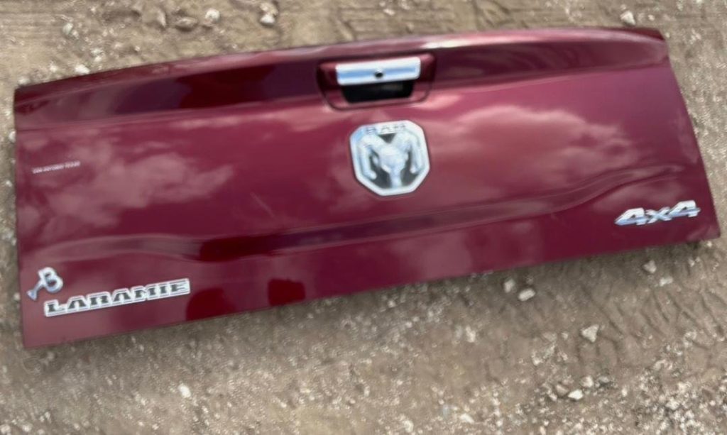 2019-2024 Ram 3500 4500 Tailgate OEM Take-Off