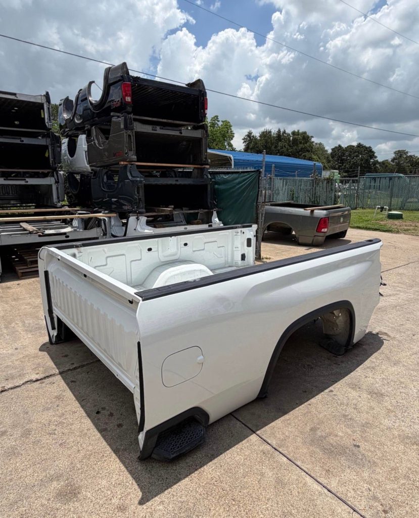 2020-2026 Chevrolet Silverado 1500 Pickup Bed Summit White Used
